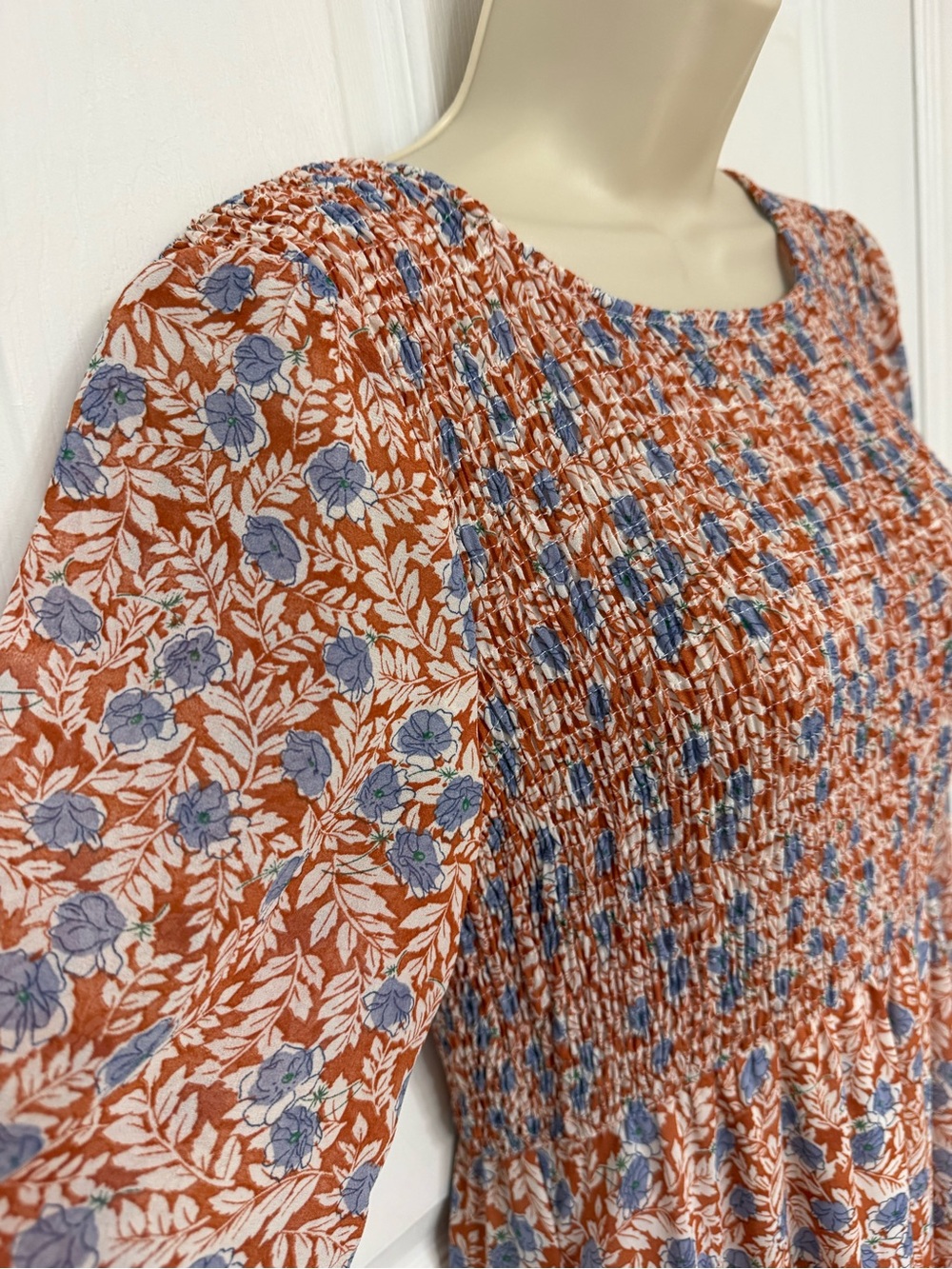 Carly Jean Los Angeles Floral Smocked Midi Dress Blue Rust Boho Small - Picture 6 of 13